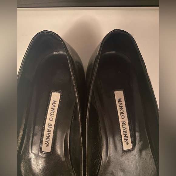 Manolo Blahnik Black Patent Leather Elegant Bow Tie Flat Slip-on Shoes 38 - Picture 6 of 6